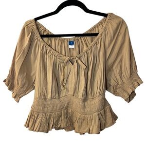 Old Navy ruched peasant top off the shoulder tan size medium NWT